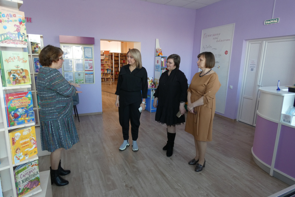 2 марта руководитель департамента культуры Мария Александровна Мазур посетила с рабочим визитом Эртильский район.